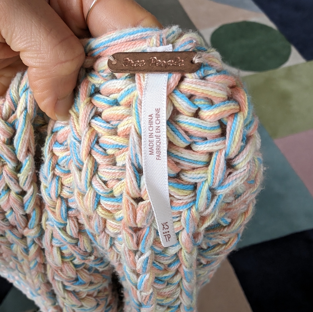 SOLD - Free people chunky knitted Hoopla Vest - Picture 8 of 11